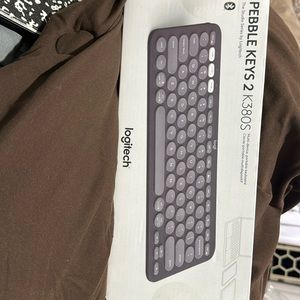 PEBBLE KEYS 2 K380S by LOGITECH